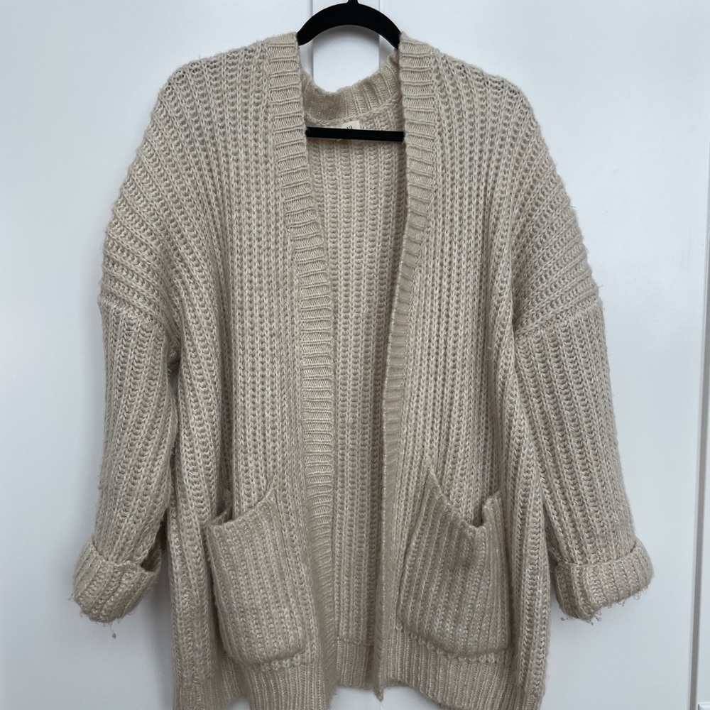 Oversized cardigan